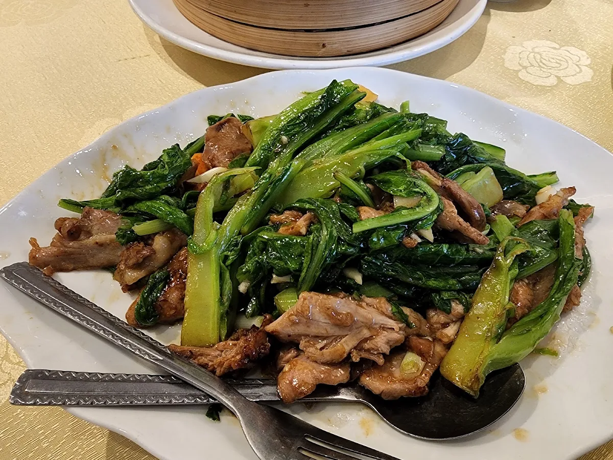 芥兰牛肉 beef with chinese broccoli